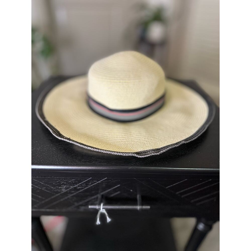 Sloggers Sunhat Sz. 22 2/2” Medium